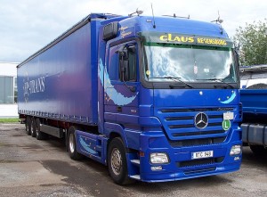 800px-Mercedes-Benz_Actros_truck