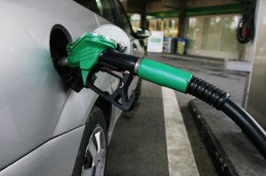 800px-Petrol_pump_mp3h0355