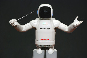 800px-ASIMO_Conducting_Pose_on_4.14.2008